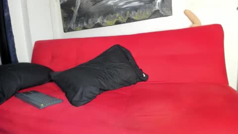 Snapshot of sweatyhairypig1 chatting on 12/14/25, 09:41 joel bliss online show from 12/14/25, 09:41