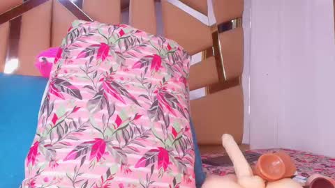 Debora  online show from 09/14/25, 11:53