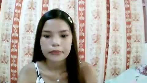 Snapshot of sweet01pinay chatting on 05/16/26, 06:43 sweet01pinay online show from 05/16/26, 06:43