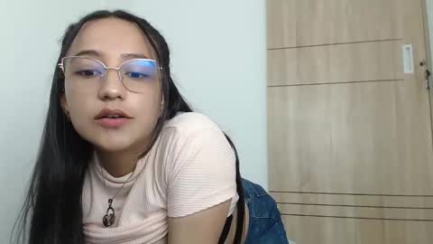 Laura online show from 12/12/24, 06:31
