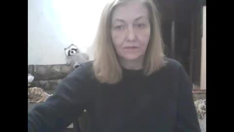 sweet4blonde609 online show from 04/27/26, 04:05