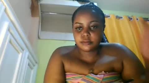 Snapshot of sweet52537 chatting on 02/14/26, 09:22 sweet52537 online show from 02/14/26, 09:22