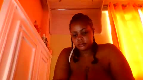 Snapshot of sweet52537 chatting on 02/18/26, 08:32 sweet52537 online show from 02/18/26, 08:32