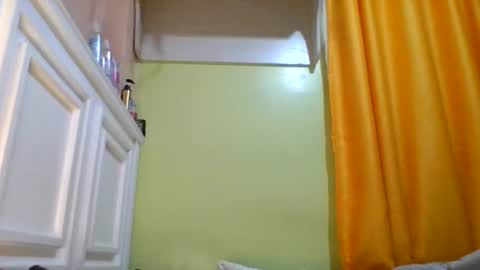 Snapshot of sweet52537 chatting on 04/13/26, 06:13 sweet52537 online show from 04/13/26, 06:13