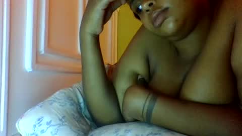 Snapshot of sweet52537 chatting on 07/02/26, 05:24 sweet52537 online show from 07/02/26, 05:24