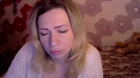 Snapshot of sweet__dany chatting on 12/28/24, 11:26 Sweet Dany online show from 12/28/24, 11:26