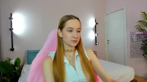 Monica  GTM 3MoTuWeFrSa 500pm-1000pm  online show from 03/30/26, 12:55