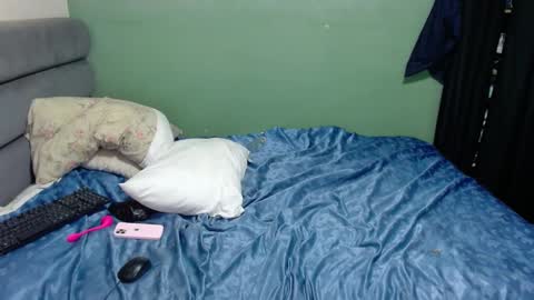 Nikol online show from 09/13/25, 10:53