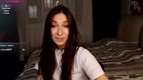 Snapshot of sweet__noise chatting on 06/14/26, 10:23 your Princess Lexi 3 online show from 06/14/26, 10:23