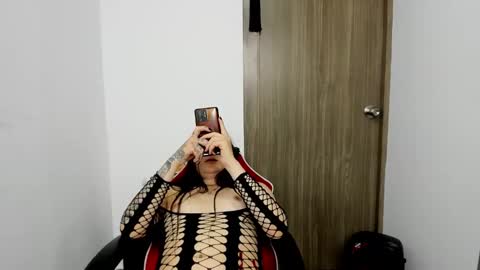 sweet__suck69bitch online show from 12/02/24, 09:39
