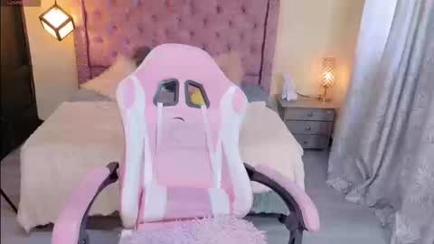 Snapshot of sweet__thang chatting on 09/11/25, 08:31 sweet__thang online show from 09/11/25, 08:31