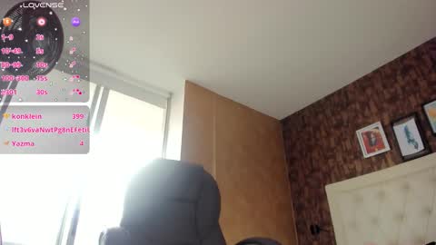 Snapshot of sweet__vanessa1 chatting on 03/01/26, 09:17 Vanessa online show from 03/01/26, 09:17