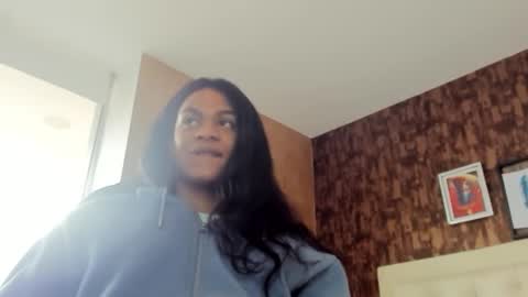 Snapshot of sweet__vanessa1 chatting on 03/08/26, 06:01 Vanessa online show from 03/08/26, 06:01