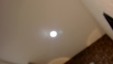 Snapshot of sweet__vanessa1 chatting on 05/28/26, 10:29 Vanessa online show from 05/28/26, 10:29