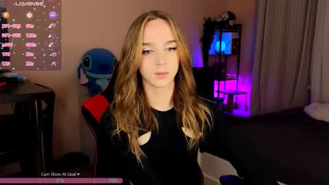 Snapshot of sweet_ali3s chatting on 10/19/25, 03:56 Call me Alis online show from 10/19/25, 03:56