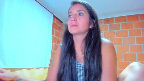 sweet and hot alaia online show from 09/24/25, 03:43