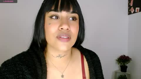 Snapshot of sweet_angel2001 chatting on 10/25/25, 10:26 Stephanie online show from 10/25/25, 10:26