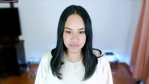 Snapshot of sweet_angel2001 chatting on 11/23/25, 02:55 Stephanie online show from 11/23/25, 02:55