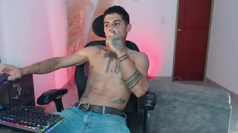 sweet_angel25 online show from 10/03/25, 09:23