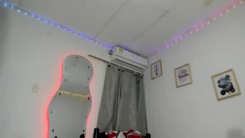 sweet_angelicaxxx online show from 11/05/25, 04:01