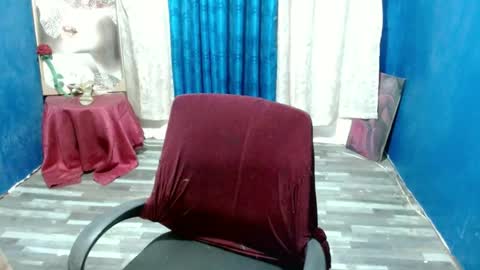 Snapshot of sweet_asian143 chatting on 06/17/26, 05:32 Chelsy online show from 06/17/26, 05:32