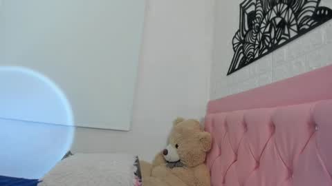 Ashley online show from 01/31/25, 08:01