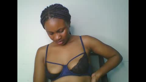 Lavie online show from 02/16/25, 08:22