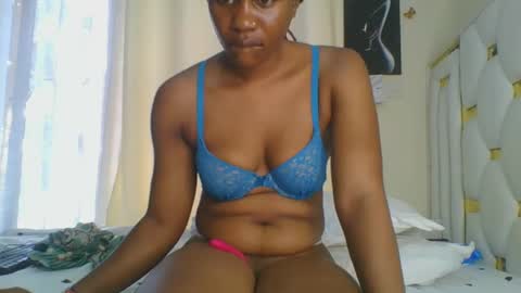 Lavie online show from 02/20/25, 07:01