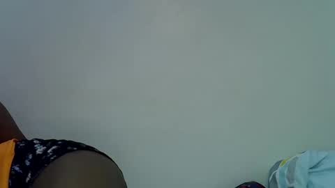 sweet_brown9 online show from 10/17/25, 10:01