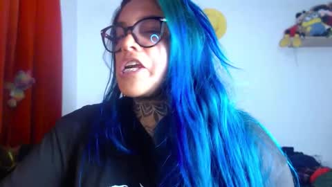 Bubbles online show from 12/15/25, 02:16