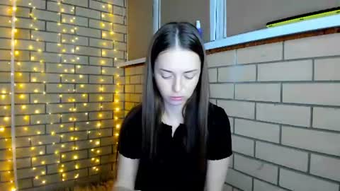 Christina online show from 06/23/26, 06:50