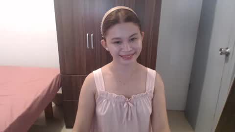 sweet_cassyxx online show from 02/25/26, 01:21