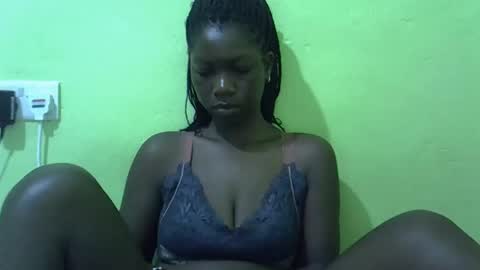 Snapshot of sweet_cherie1 chatting on 03/20/26, 02:38 sweet_cherie1 online show from 03/20/26, 02:38