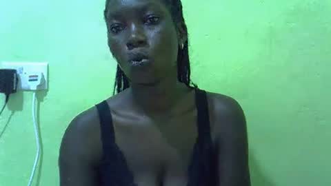 Snapshot of sweet_cherie1 chatting on 03/24/26, 05:01 sweet_cherie1 online show from 03/24/26, 05:01
