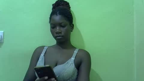 Snapshot of sweet_cherie1 chatting on 04/27/26, 05:49 sweet_cherie1 online show from 04/27/26, 05:49