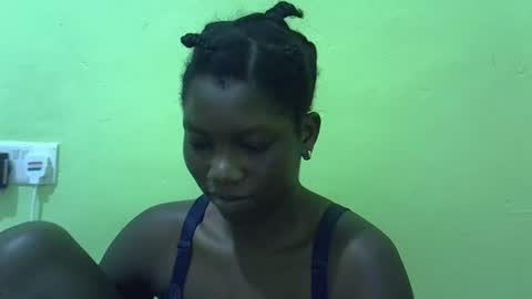 Snapshot of sweet_cherie1 chatting on 04/29/26, 06:58 sweet_cherie1 online show from 04/29/26, 06:58