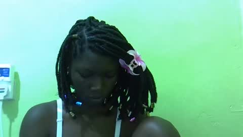 Snapshot of sweet_cherie1 chatting on 05/10/26, 04:50 sweet_cherie1 online show from 05/10/26, 04:50