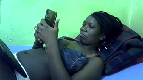 Snapshot of sweet_cherie1 chatting on 05/23/26, 09:13 sweet_cherie1 online show from 05/23/26, 09:13
