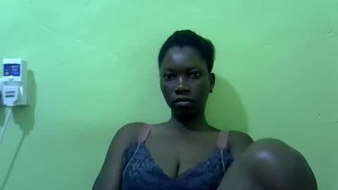 Snapshot of sweet_cherie1 chatting on 05/30/26, 04:42 sweet_cherie1 online show from 05/30/26, 04:42
