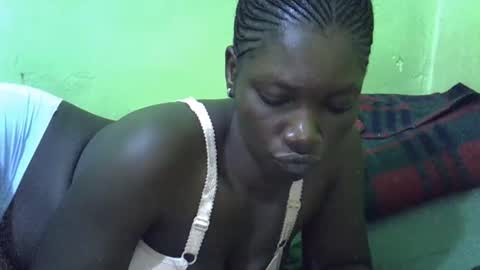 Snapshot of sweet_cherie1 chatting on 06/01/26, 07:26 sweet_cherie1 online show from 06/01/26, 07:26