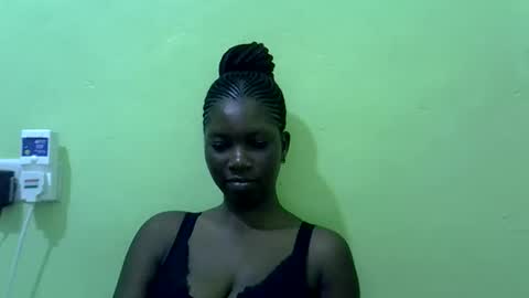 Snapshot of sweet_cherie1 chatting on 06/04/26, 07:03 sweet_cherie1 online show from 06/04/26, 07:03