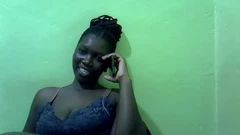 Snapshot of sweet_cherie1 chatting on 06/09/26, 06:52 sweet_cherie1 online show from 06/09/26, 06:52