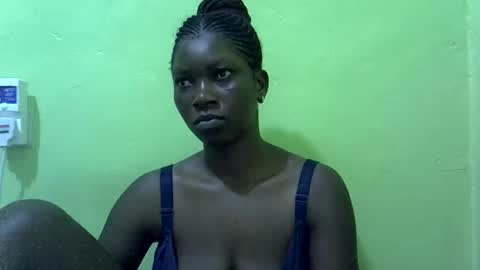 Snapshot of sweet_cherie1 chatting on 06/11/26, 02:59 sweet_cherie1 online show from 06/11/26, 02:59