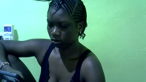 Snapshot of sweet_cherie1 chatting on 07/06/26, 04:20 sweet_cherie1 online show from 07/06/26, 04:20