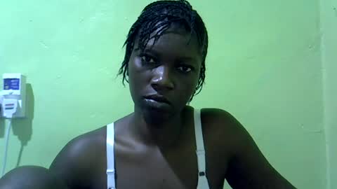 Snapshot of sweet_cherie1 chatting on 07/10/26, 05:56 sweet_cherie1 online show from 07/10/26, 05:56