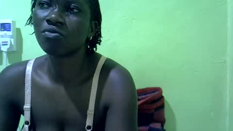 Snapshot of sweet_cherie1 chatting on 07/16/26, 06:58 sweet_cherie1 online show from 07/16/26, 06:58