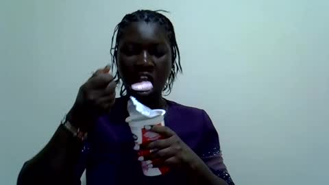Snapshot of sweet_cherie1 chatting on 07/31/26, 02:27 sweet_cherie1 online show from 07/31/26, 02:27