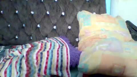 sweet_cherry007 online show from 10/13/25, 05:13