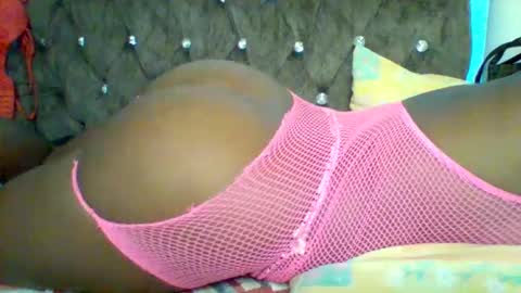 sweet_cherry007 online show from 10/14/25, 05:03