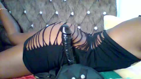 sweet_cherry007 online show from 10/25/25, 02:19